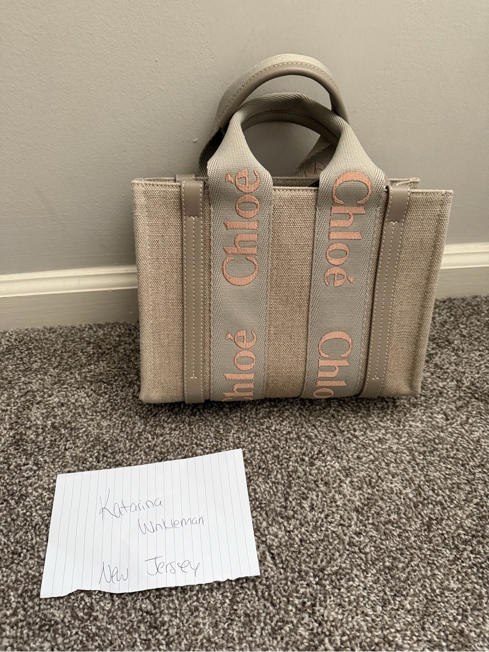 Chloé Small Woody Tote in Vintage Khaki - Picture 2 of 16